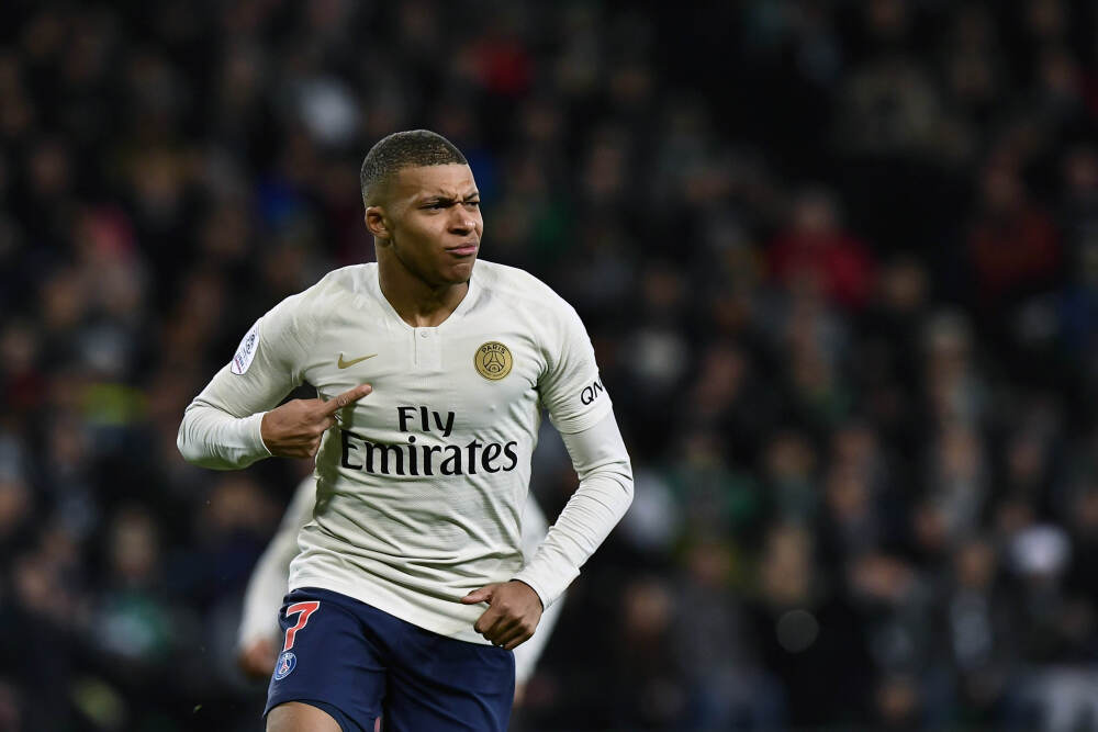 视频丨歼-15T如何“进化”出弹射技能？带你近距离解密关键部件